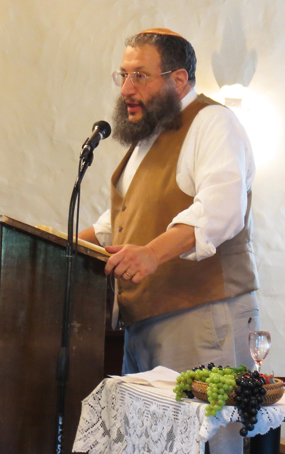 Mottel Baleston teaches at Messianic Jewish Congregation